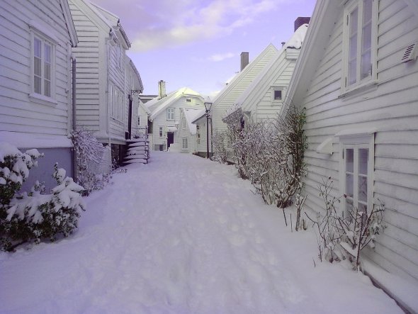 Gamle Stavanger/ Norwegen.
Dort sind alle Häuser weiß...............